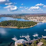 Perkovic-2 By Interhome Медулин