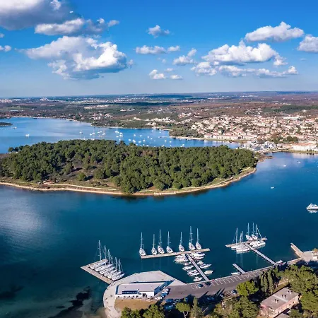 Perkovic-2 By Interhome Medulin